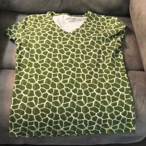Women’s Large shirt